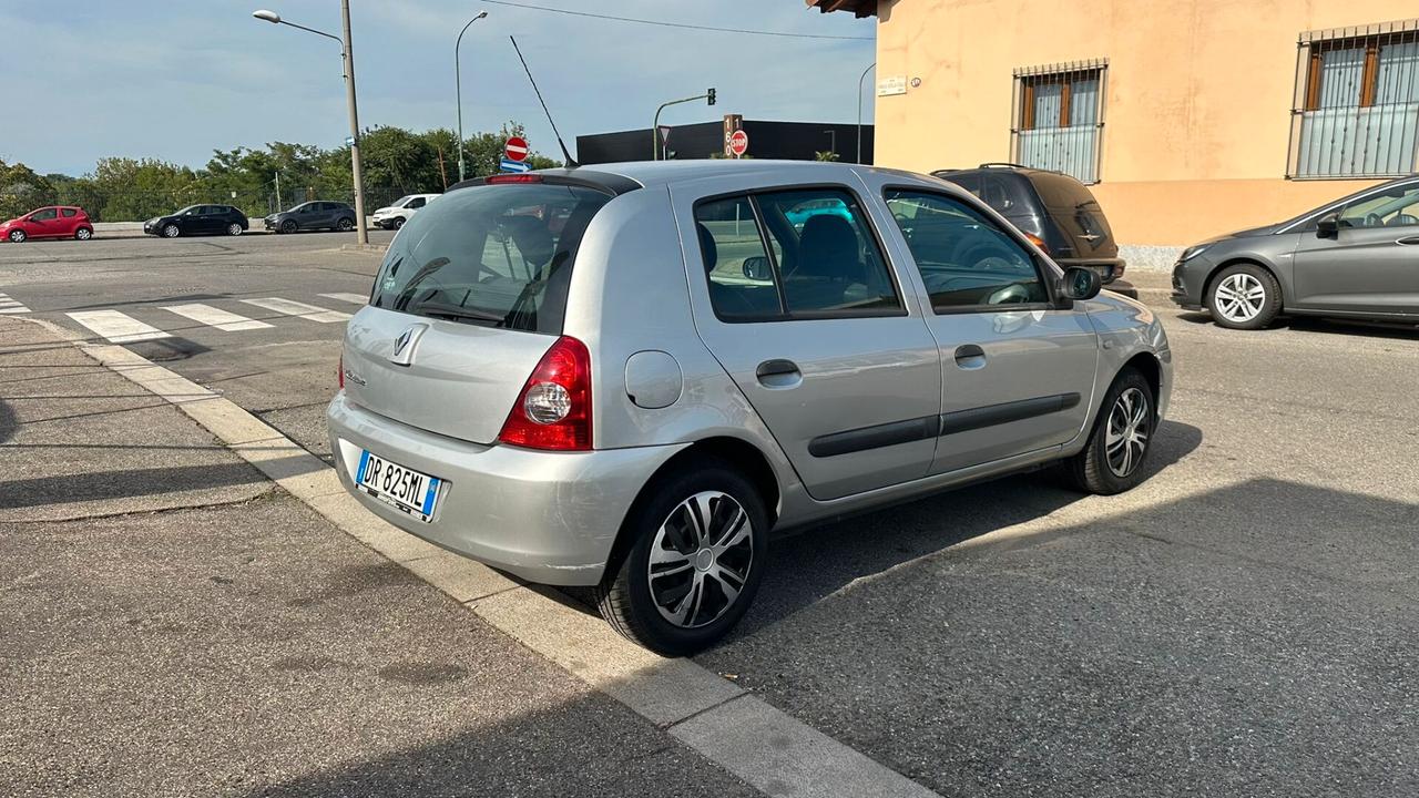 Renault Clio Storia 1.2 5 porte GPL Confort