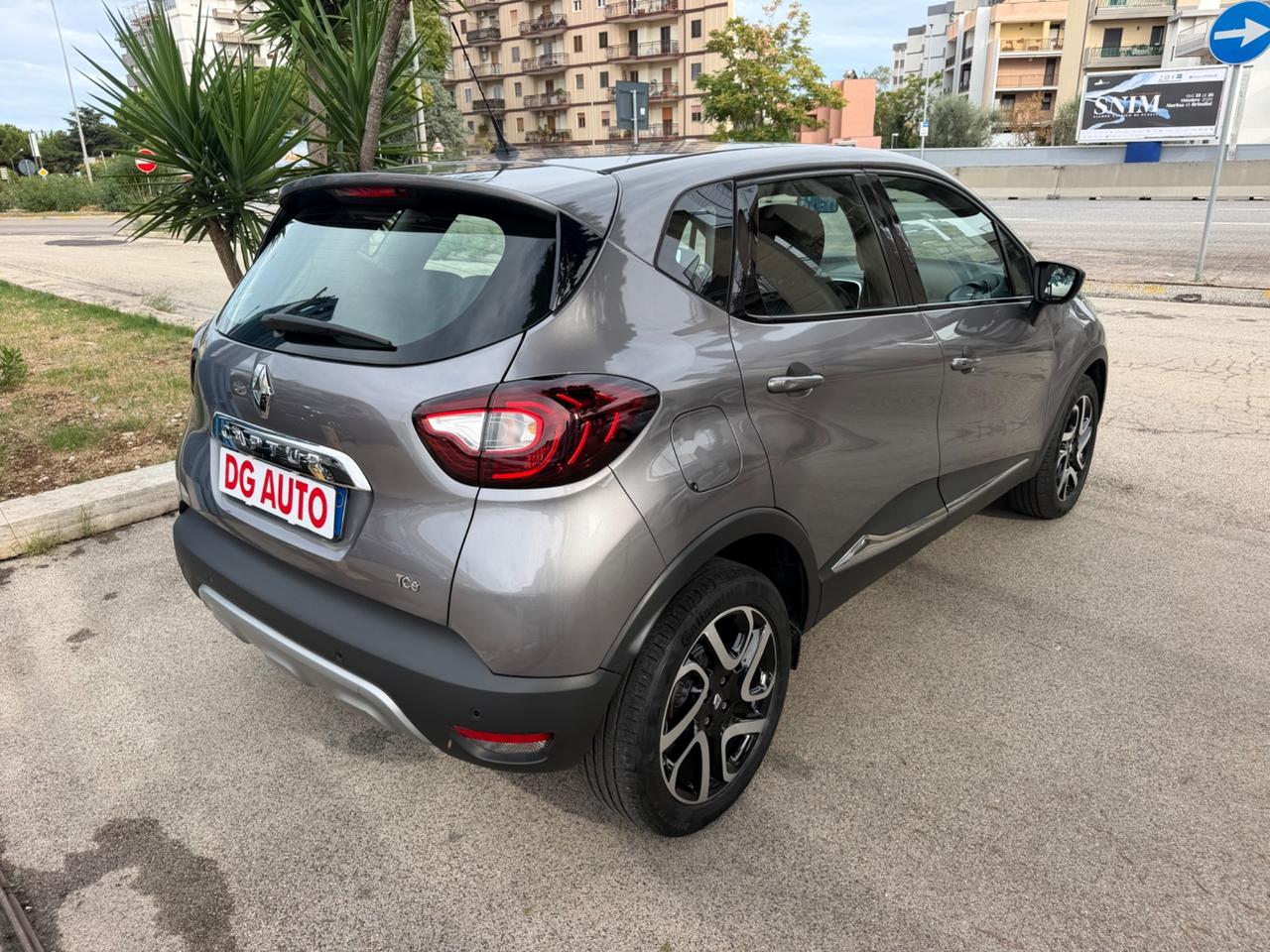 Renault Captur 1.2 benzina 120 cv 2017 Navig retroc