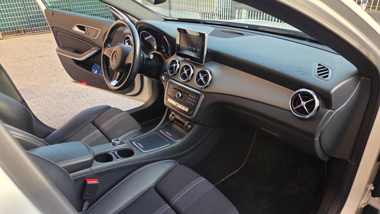 Mercedes-benz GLA 180 Premium unico proprietario