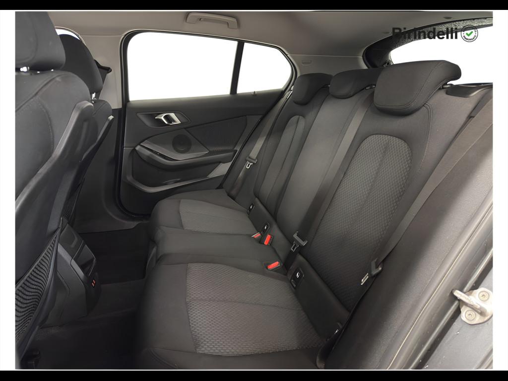 BMW Serie 1 (F40) - 116d 5p. Business Advantage