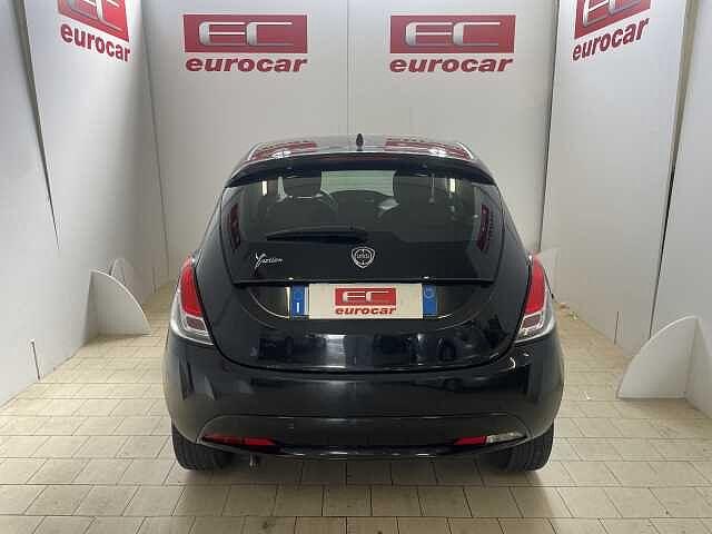 Lancia Ypsilon 1.2 69 CV 5 porte GPL Ecochic Gold