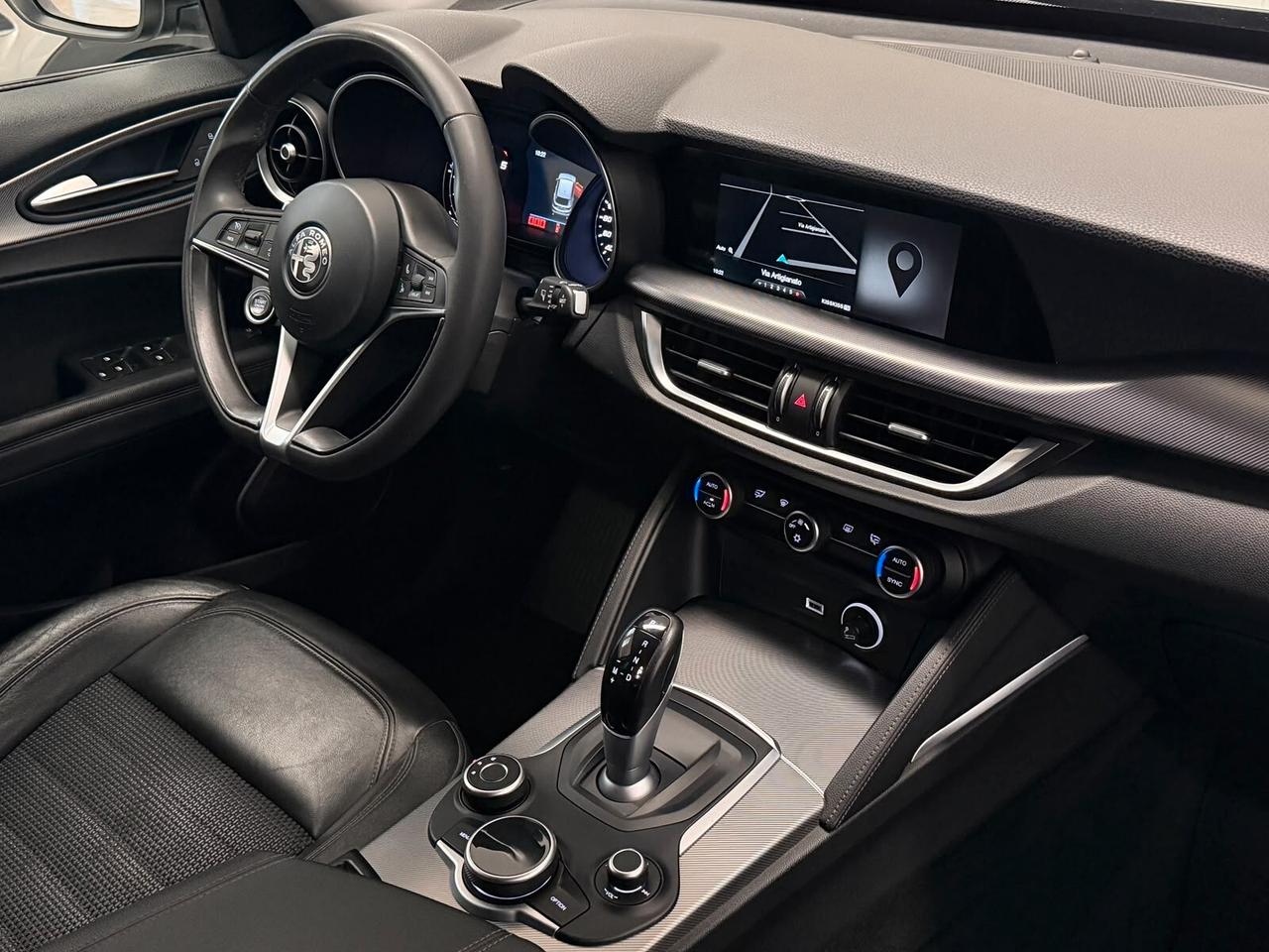 Alfa Romeo Stelvio 2.2 Turbodiesel 180 CV AT8 RWD Executive