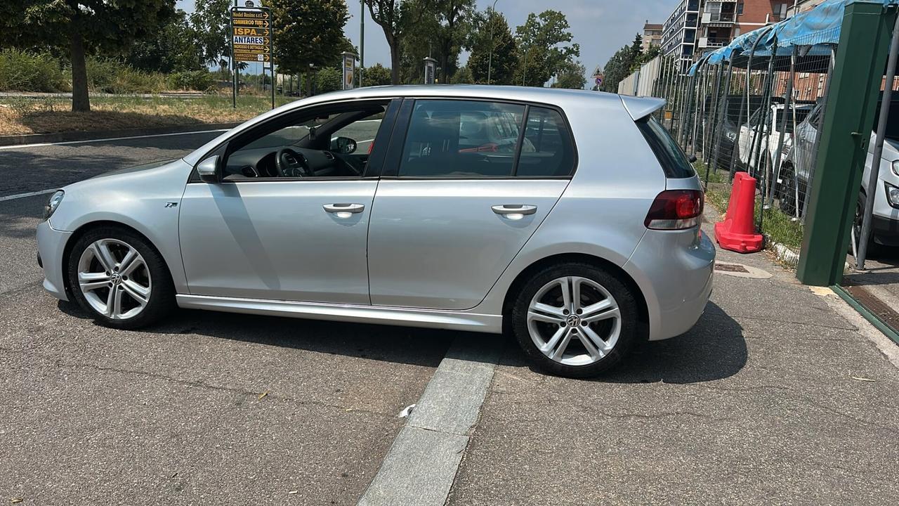 Volkswagen Golf 1.4 TSI 160CV DSG 5p. R-line Highline