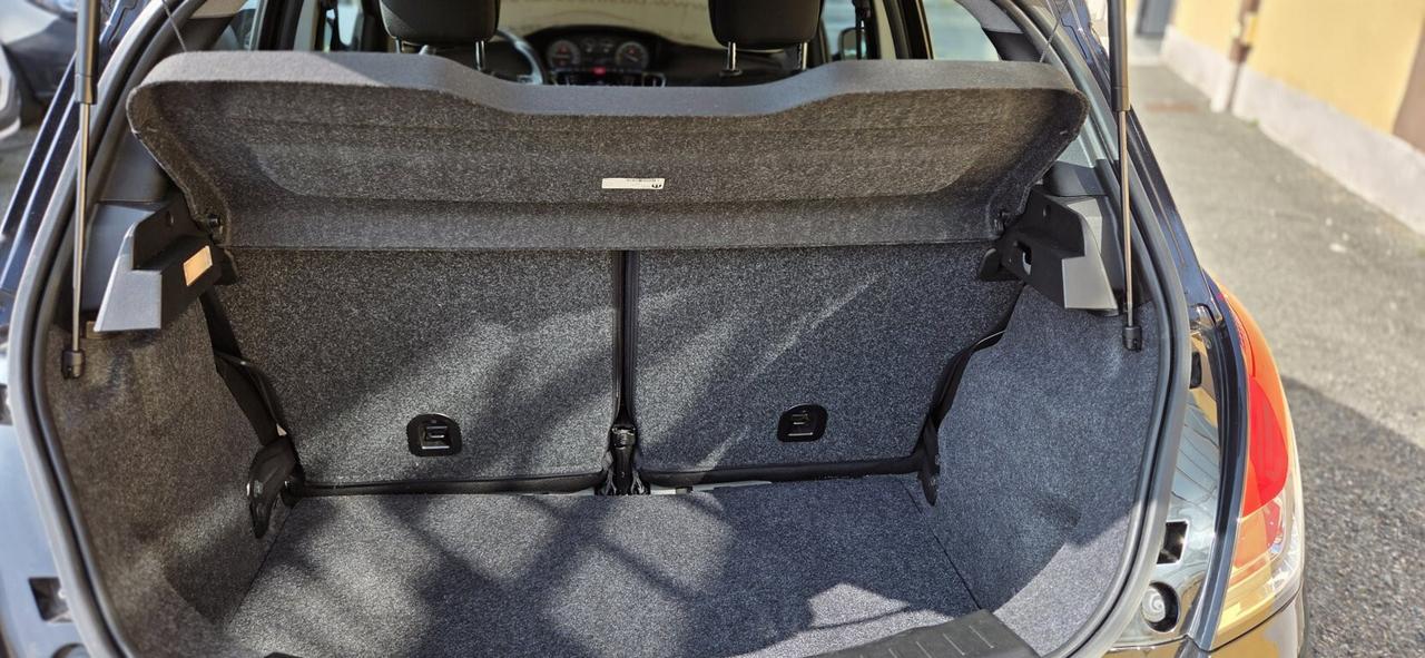 Lancia Ypsilon 1.0 FireFly 5 porte S&S Hybrid Ecochic GOLD KM. 22.000 AUTO PER NEOPATENTATI