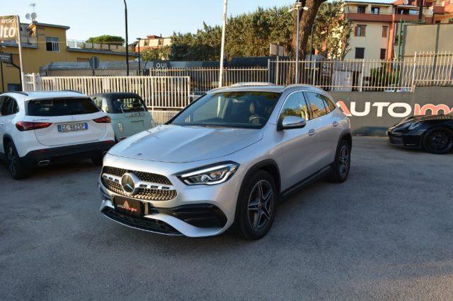 MERCEDES-BENZ GLA 200 d Automatic Premium