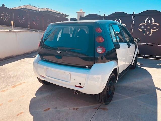 SMART FORFOUR 1.3 CLIMA VETRI CHIUSURE UNIPRO'