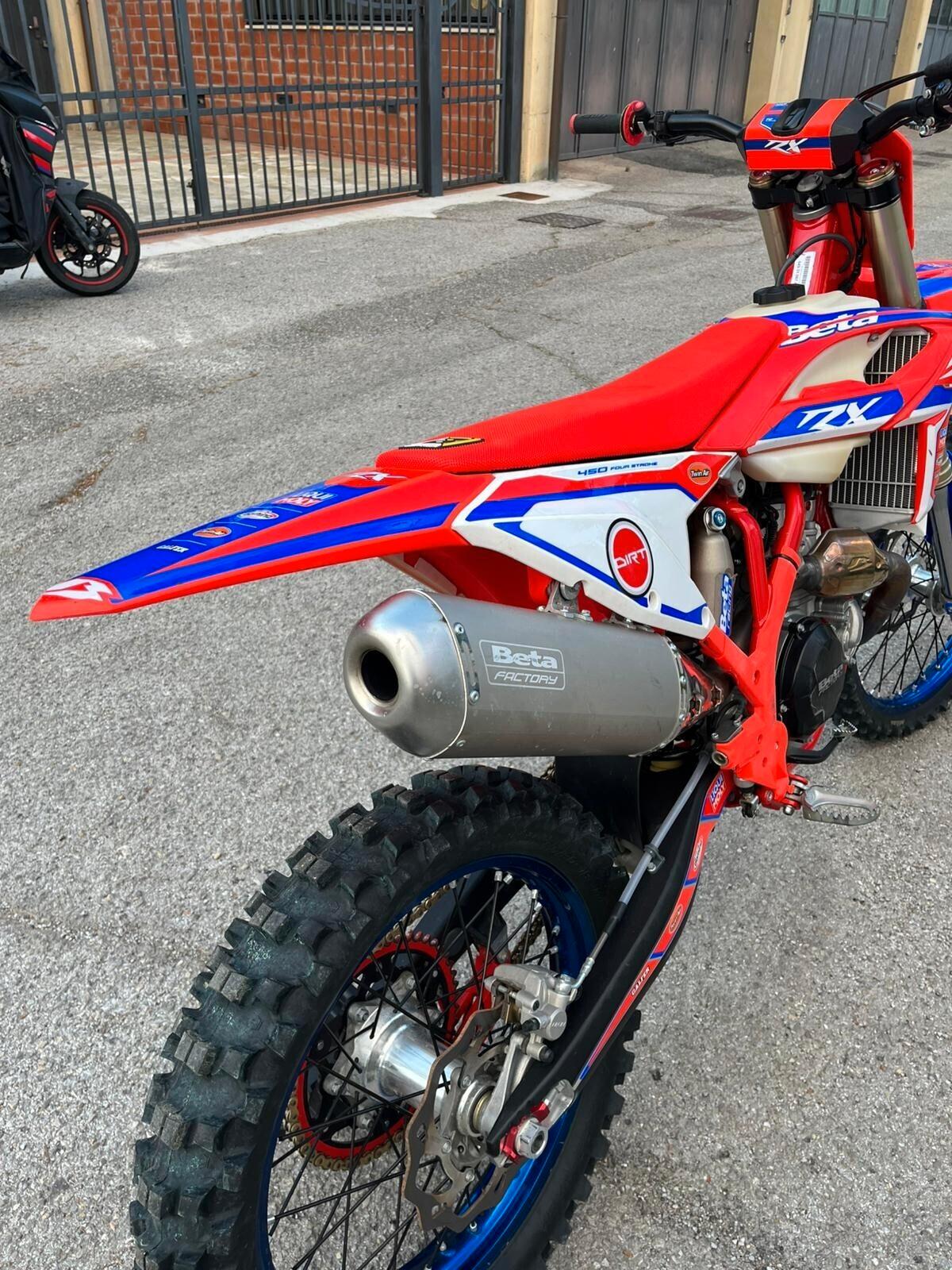 Beta RX 450 m y 2025