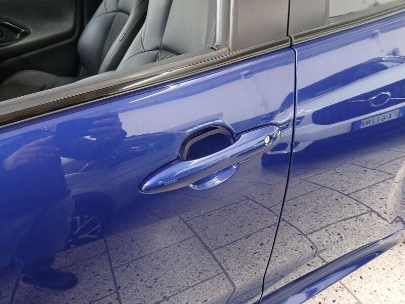 Toyota Yaris 4ª serie 1.5 Hybrid 5 porte Lounge
