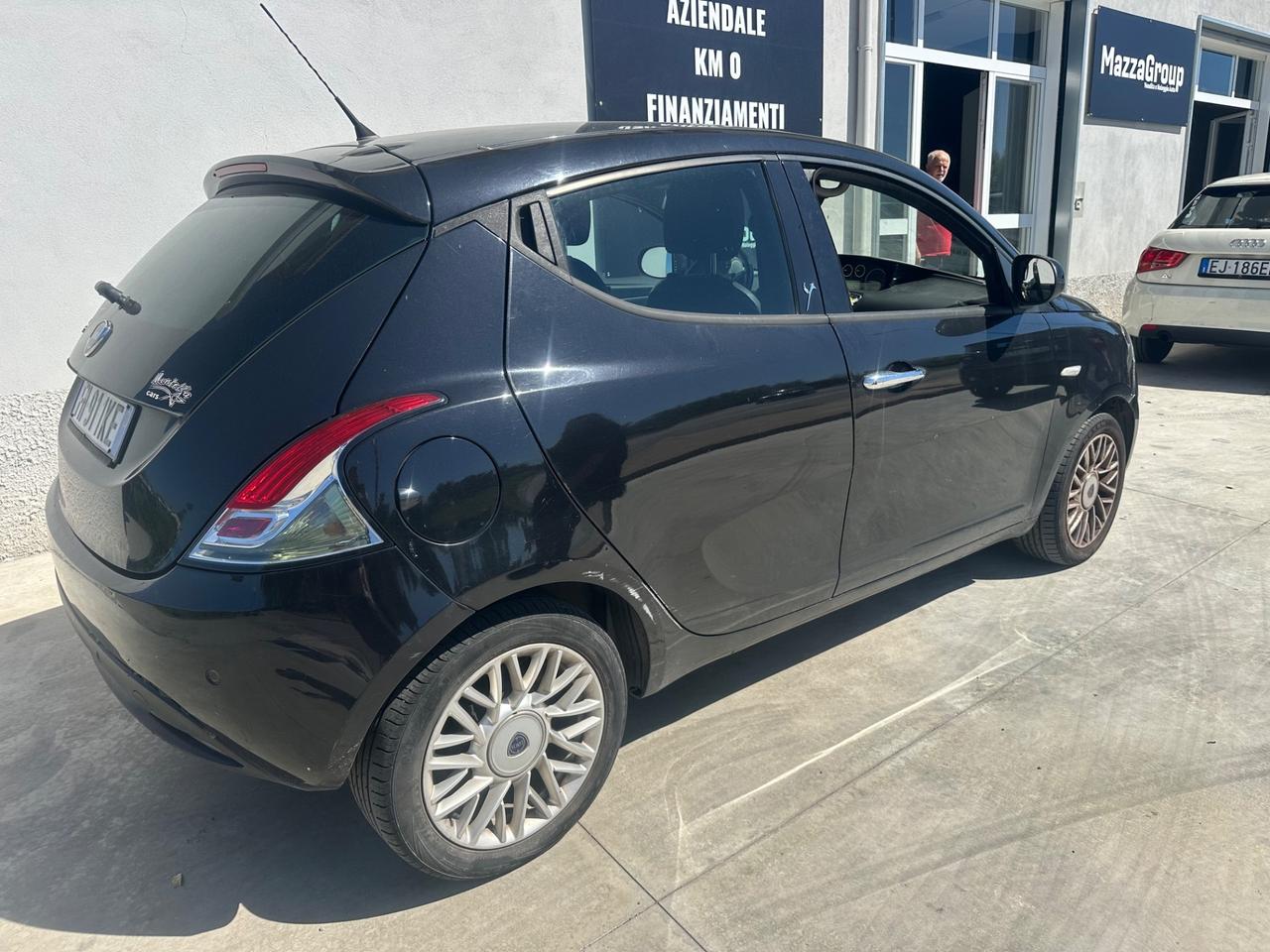Lancia Ypsilon 0.9 5 porte GPL Ecochic Platinum