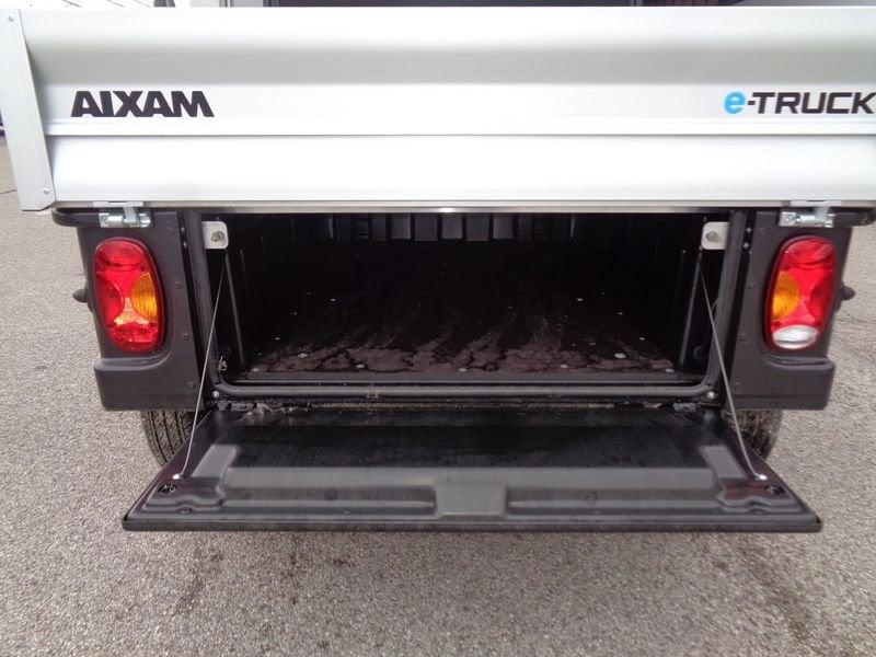 Aixam E-Truck Doppio Pianale con Lampeggianti Led e Segnalatore Lavori