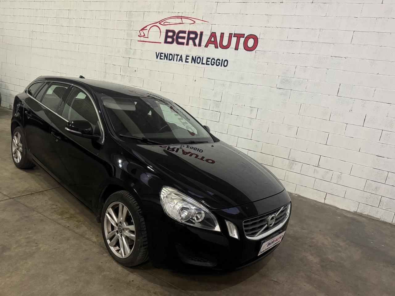 Volvo V60 D4 allestimento Summum