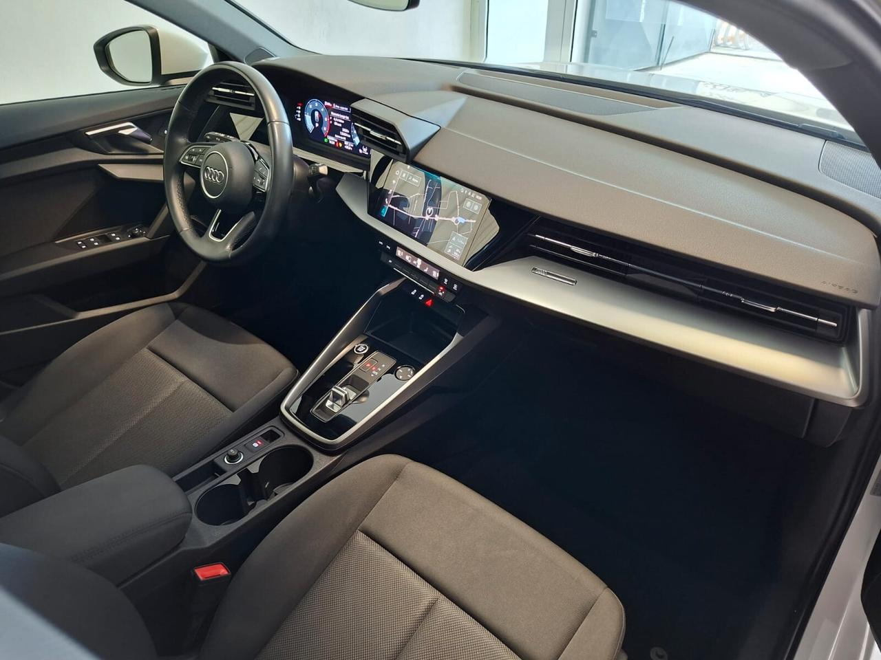 Audi A3 SPB 30 TDI Business
