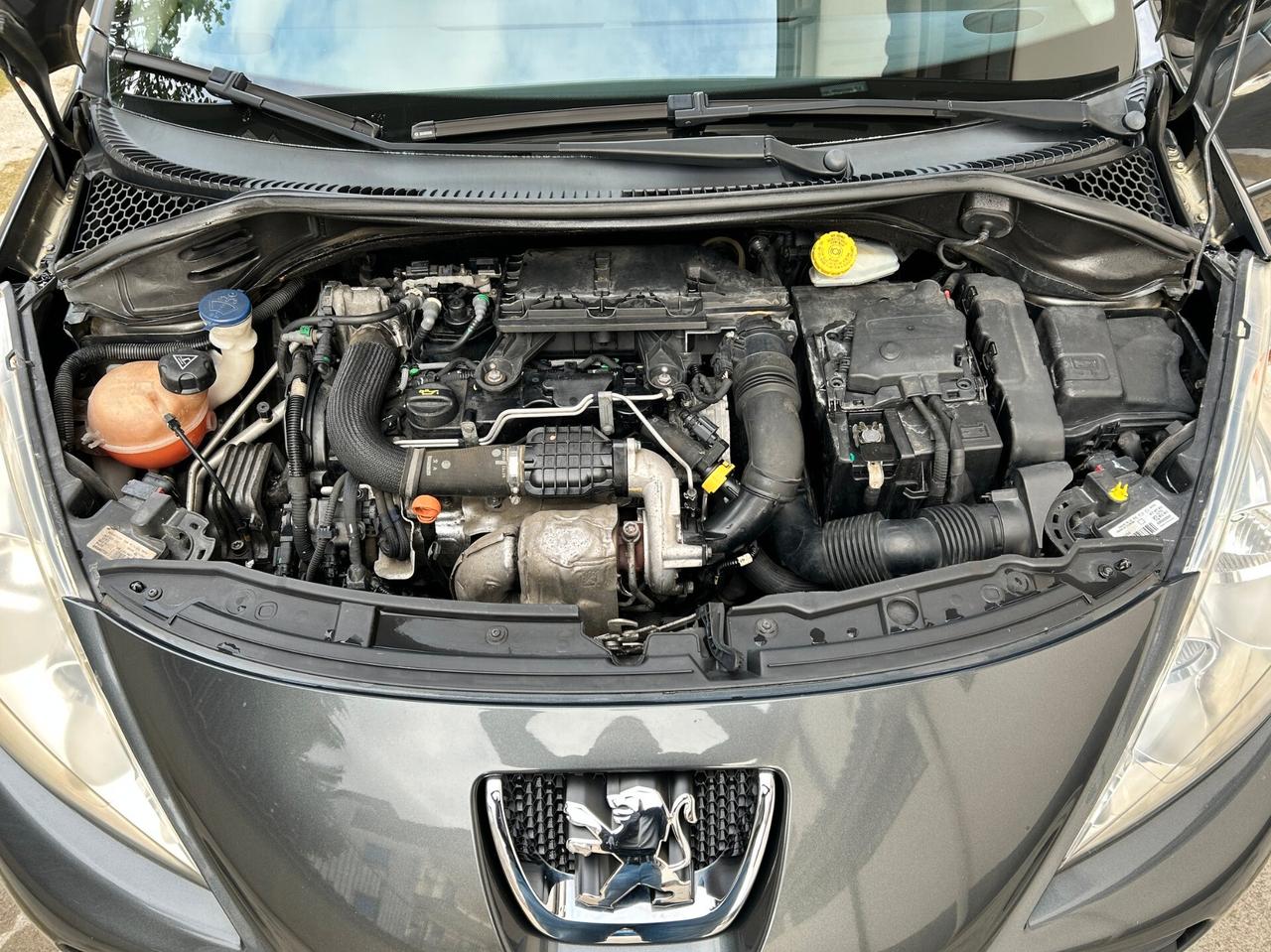 Peugeot 207 1.4 HDi 70CV 5p. - 2012