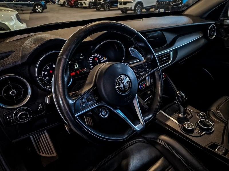 Alfa Romeo Stelvio 2.0 Turbo 280cv First Edition Q4 Auto