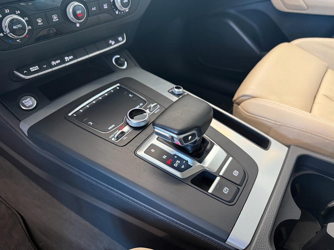 Audi Q5 2.0 TDI quattro Stronic 190CV Sport Cockpit Pelle Garanzia