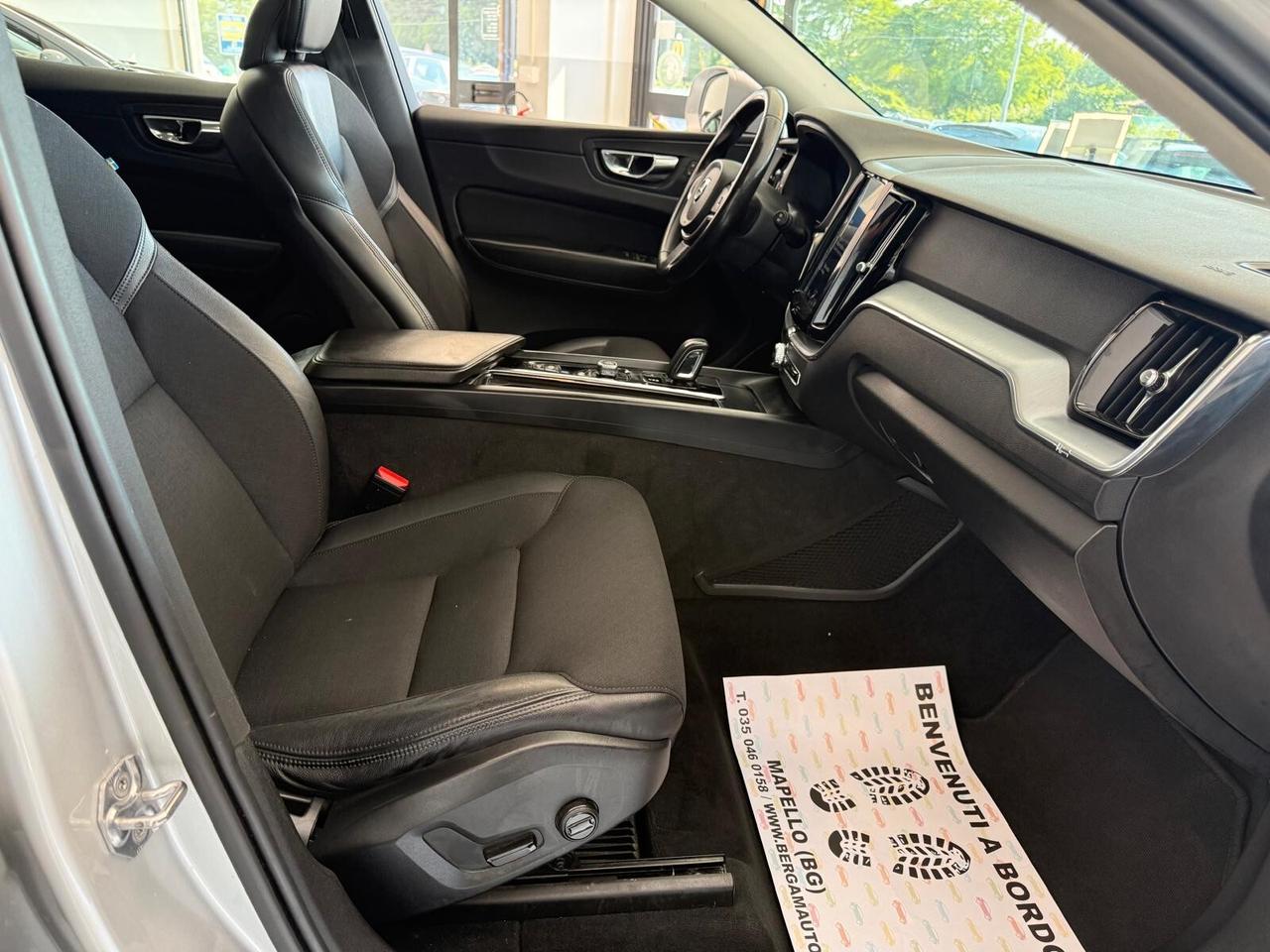 Volvo XC 60 XC60 B4 (d) AWD Geartronic Business Plus