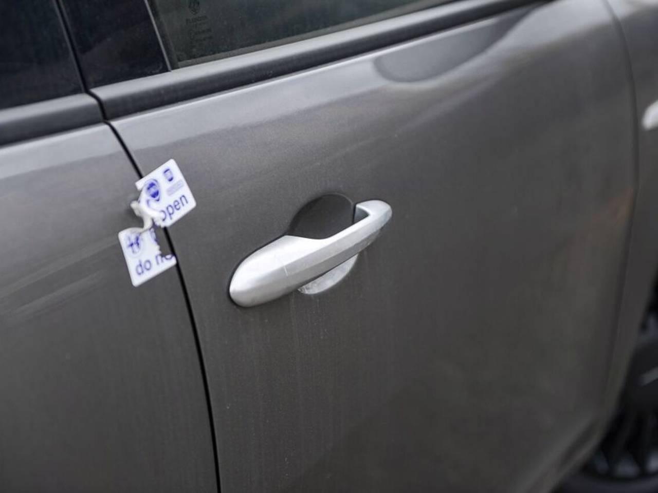 LANCIA Ypsilon III 2021 - Ypsilon 1.0 firefly hybrid Silver s&s 70cv