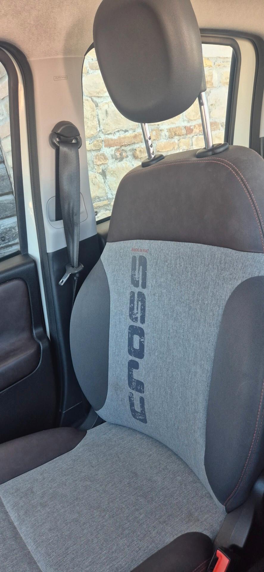 Fiat Panda Cross 1.3 MJT 80 CV 4x4 NEOPATENTATI