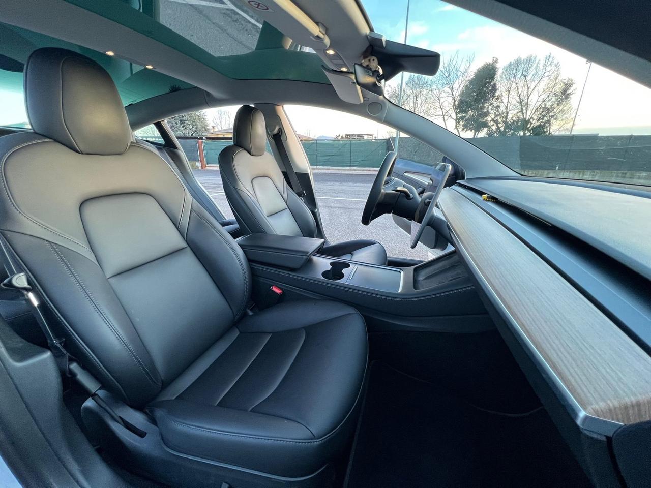 Tesla Model 3 Long Range Dual Motor AWD