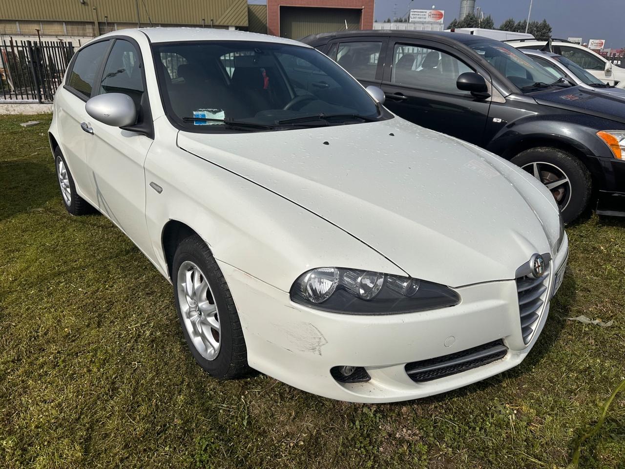 Alfa Romeo 147 1.9 JTD (120) 5 porte Progression