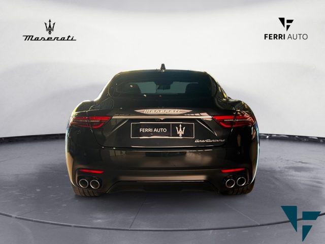 MASERATI GranTurismo V6 490 CV AWD Modena