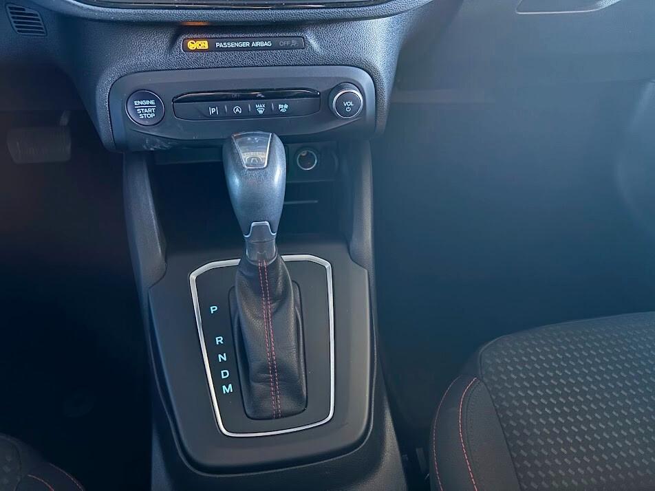 Ford Focus 1.0 EcoBoost Hybrid 125 CV powershift ST-Line