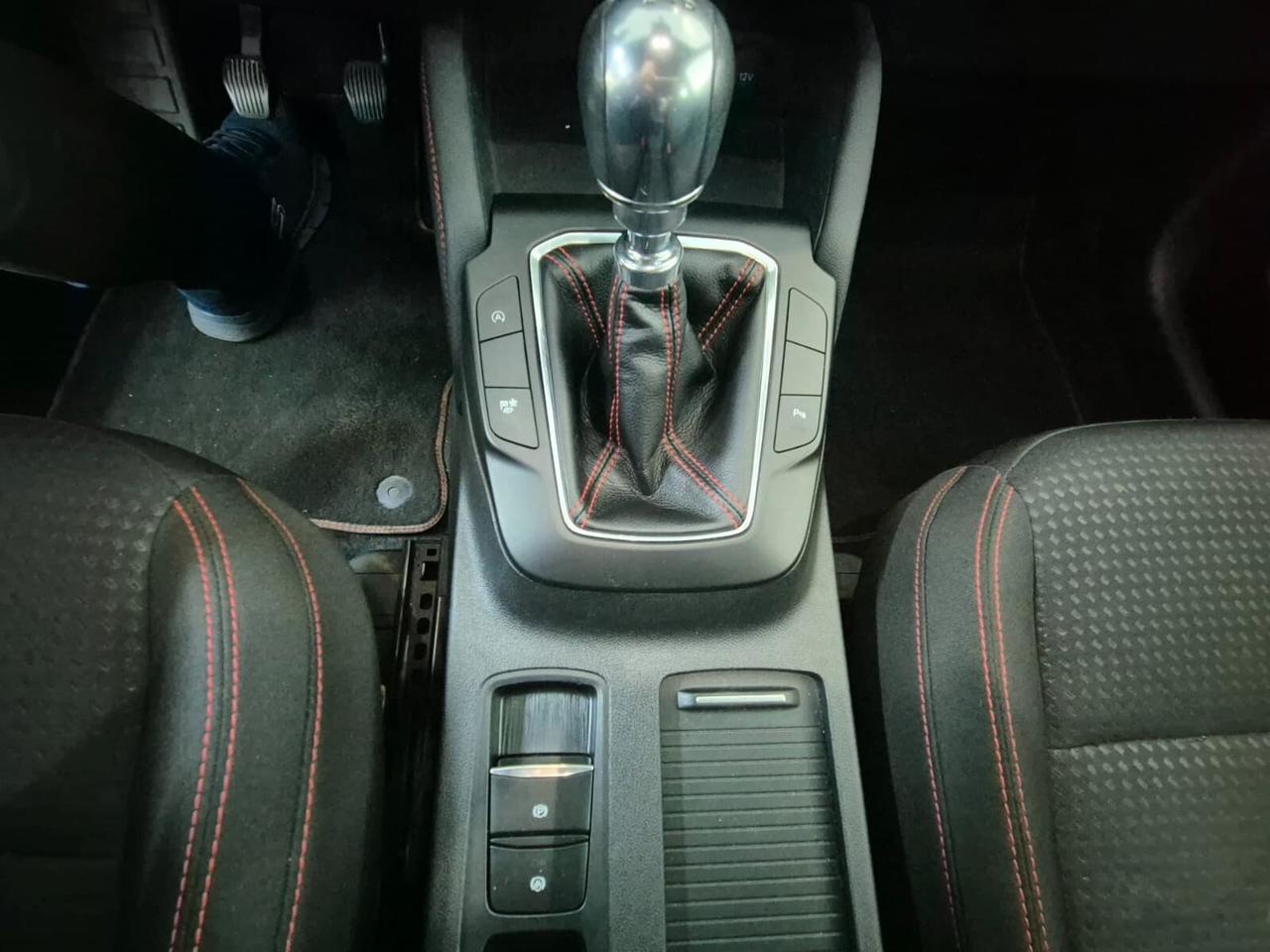 Ford Kuga 1.5 EcoBlue 120 CV 2WD ST-Line