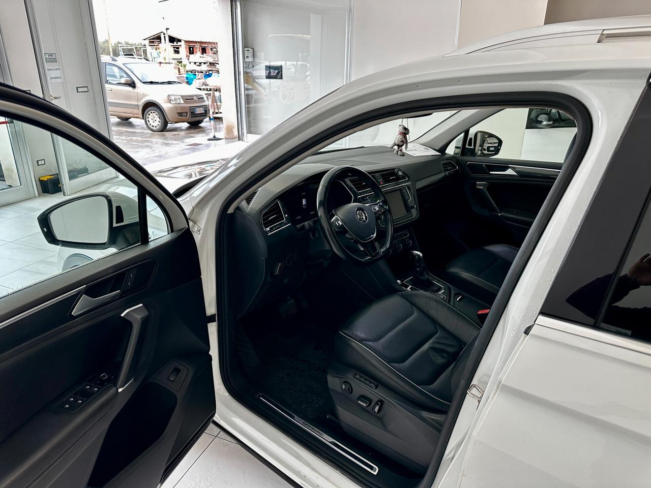 Volkswagen Tiguan 2.0 TDI SCR DSG 4MOTION Executive BMT