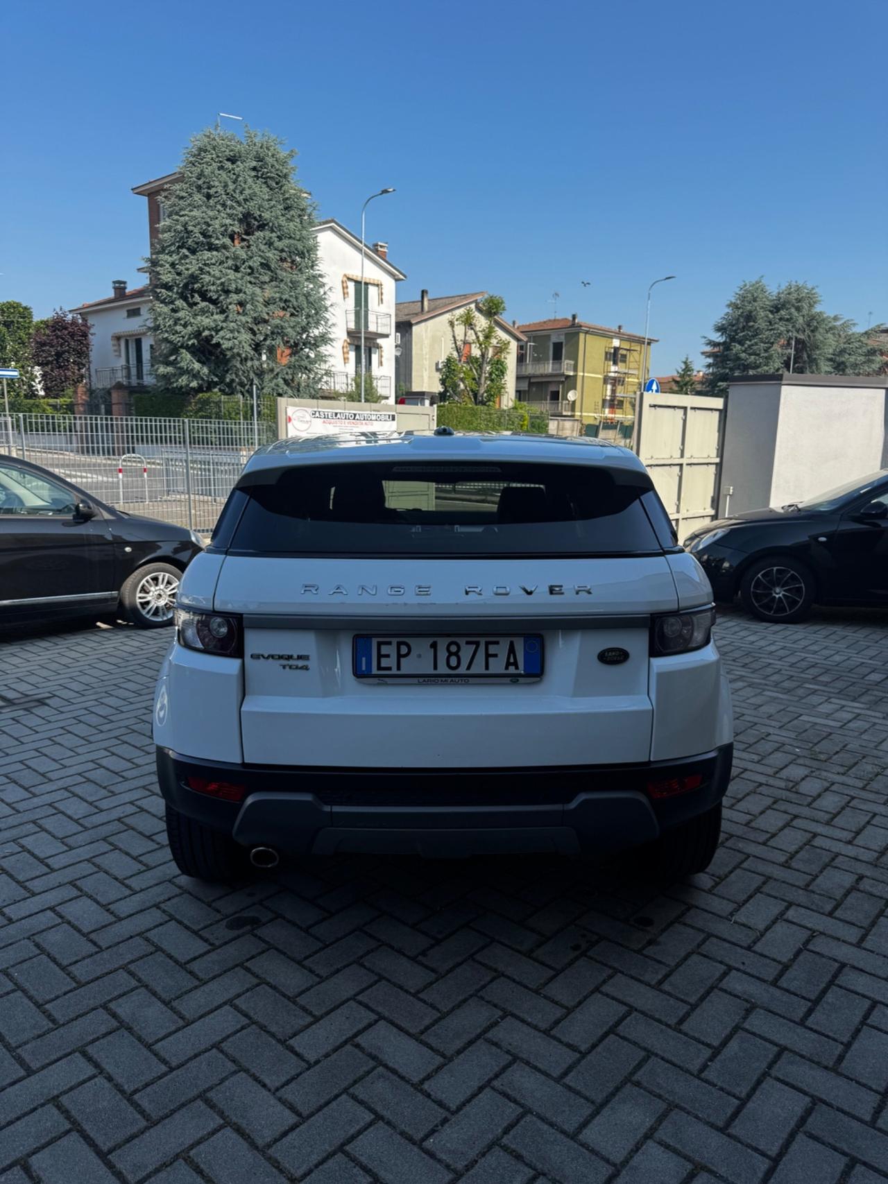 Land Rover Range Rover Evoque Range Rover Evoque 2.2 TD4 5p. Pure