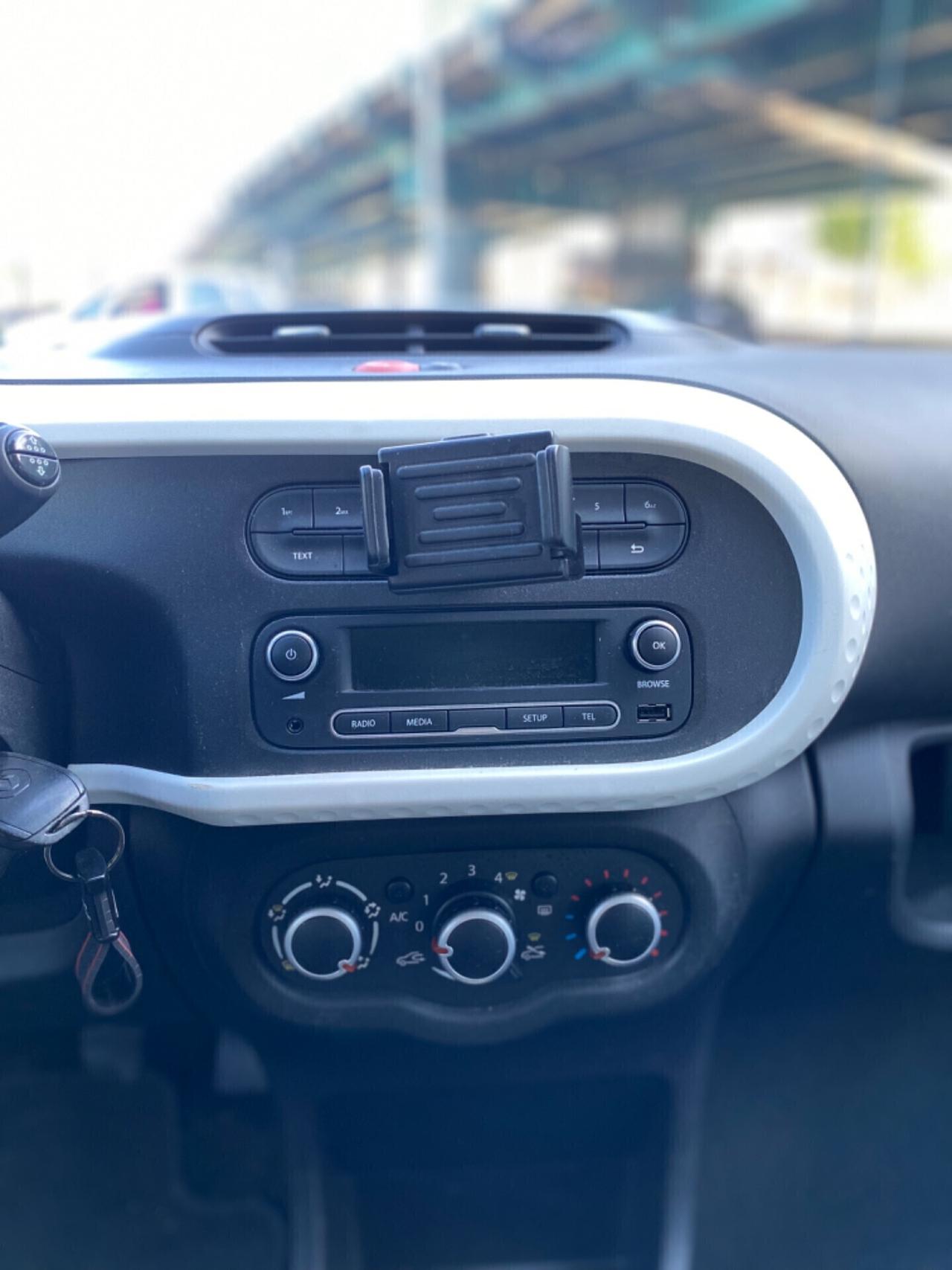 Renault Twingo 1.0 Sce 2015
