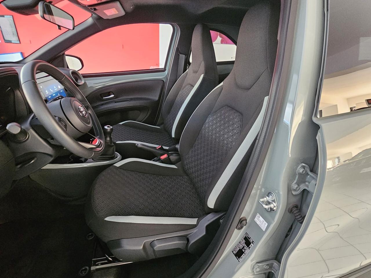 Toyota Aygo X 1.0 VVT-i 72 CV 5 porte Lounge