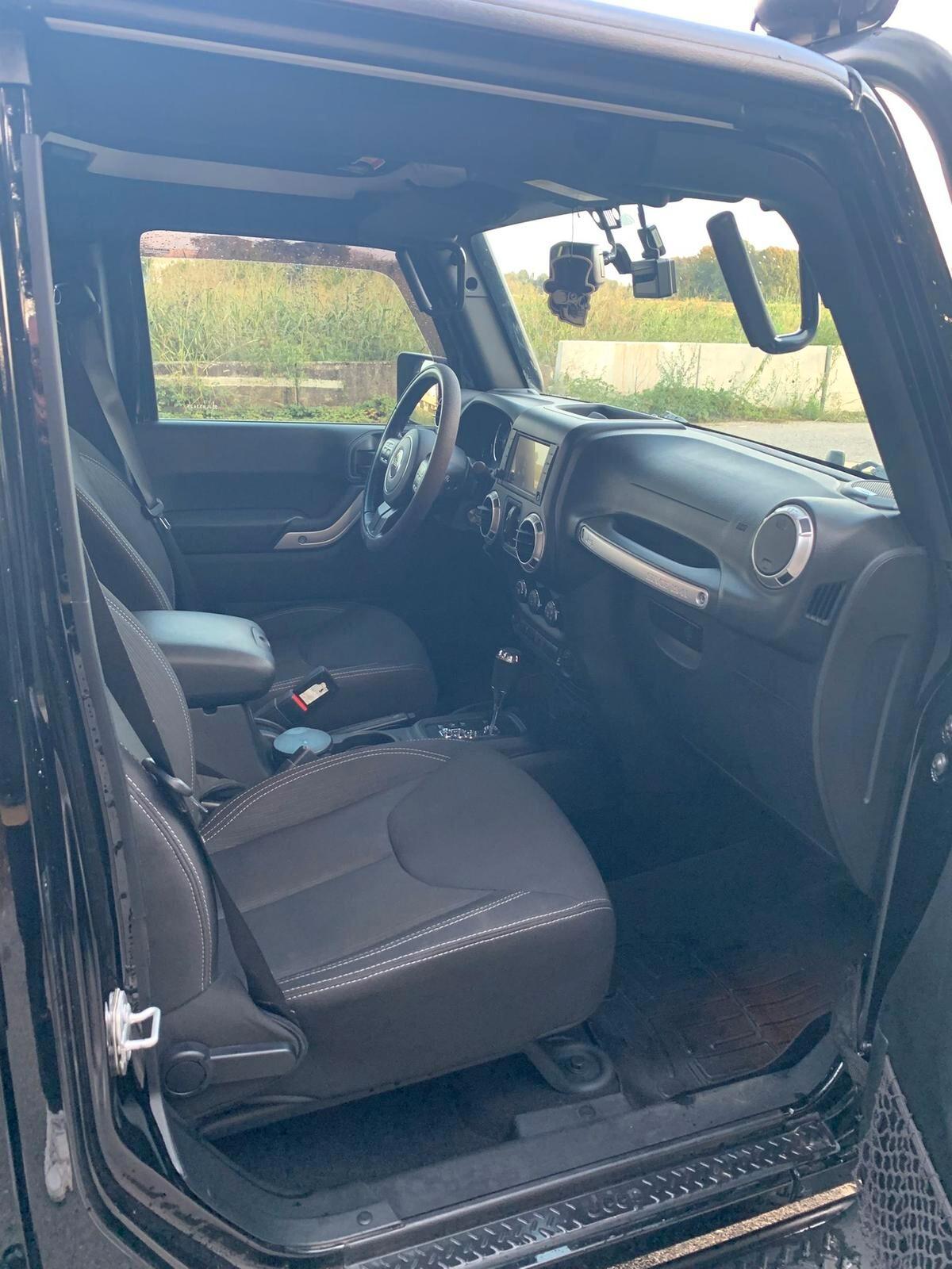 Jeep Wrangler 2.8 CRD DPF Rubicon Auto