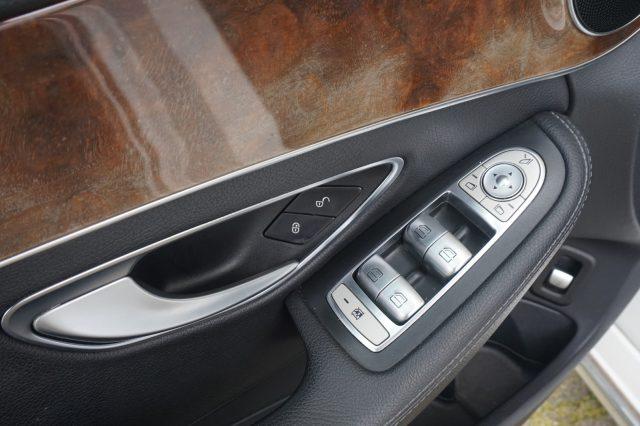 MERCEDES-BENZ C 220 d Auto Sport