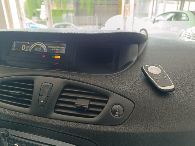 RENAULT Scenic Scénic XMod 1.5 dCi 110CV EDC