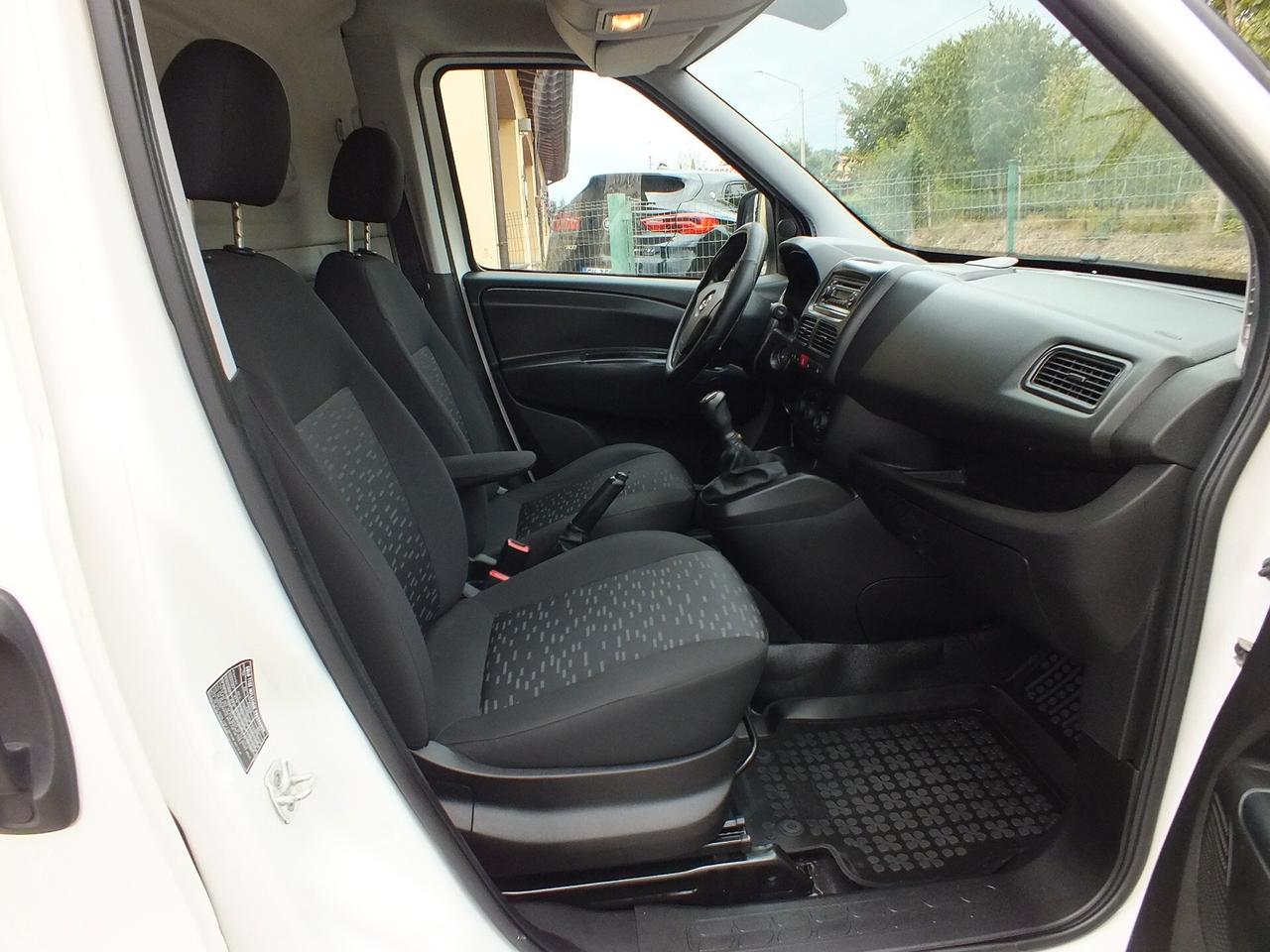OPEL COMBO 1.3 CDTI 2-POSTI AUTOCARRO