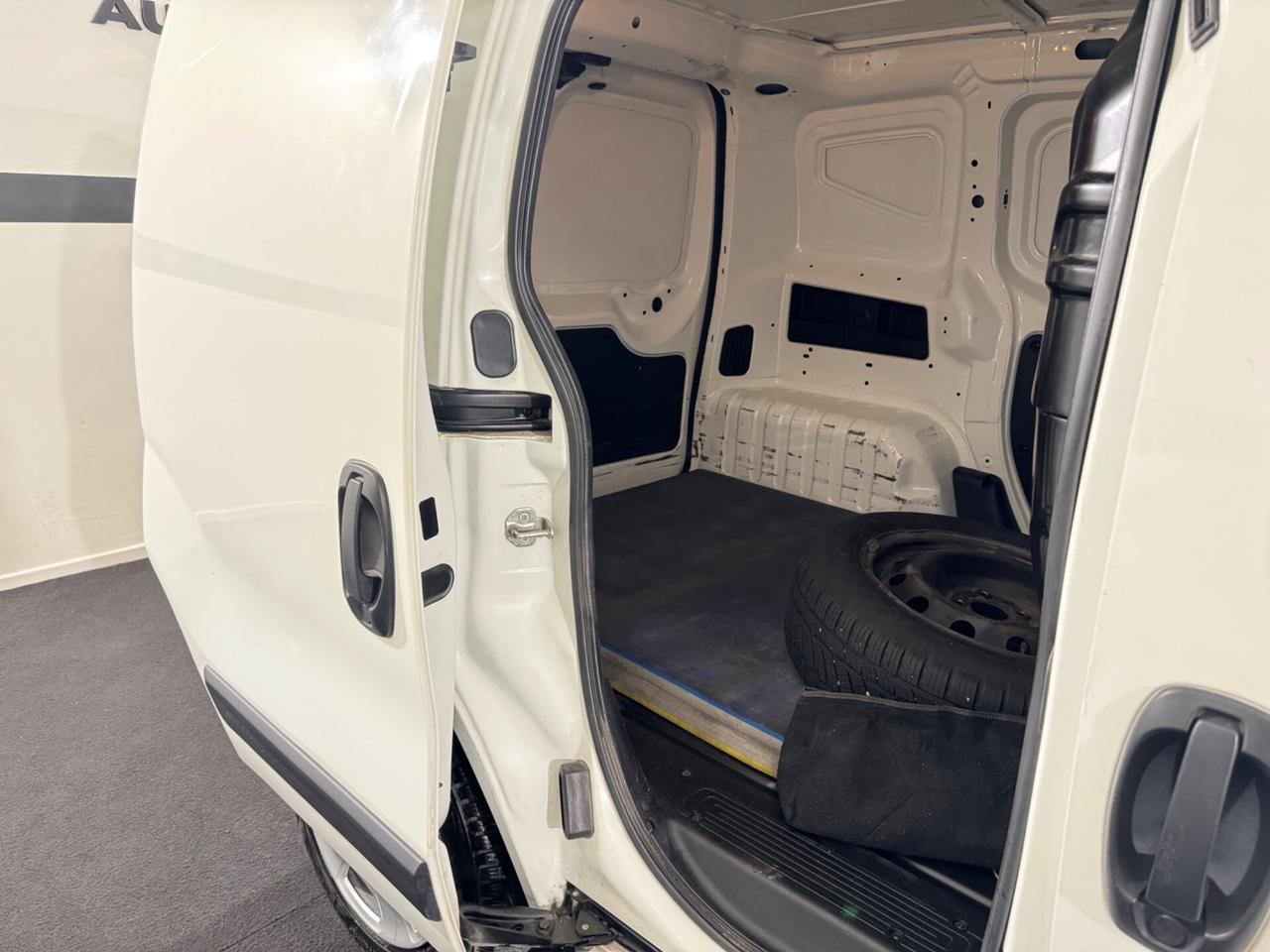 Fiat Fiorino 1.3 MJT 95CV Cargo Adventure