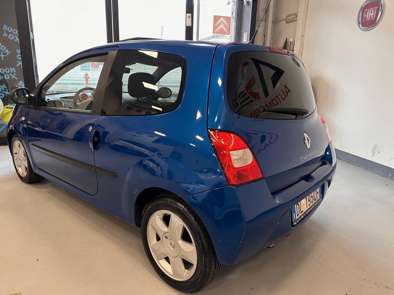 RENAULT TWINGO 1.2 BENZINA AUTOMATICA