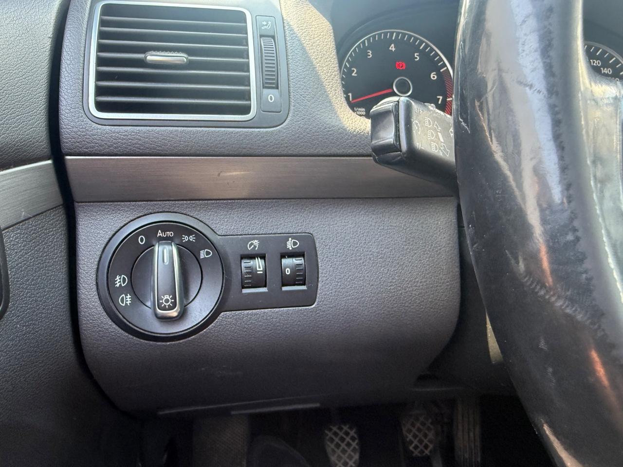 Volkswagen Touran 1.4 TSI Highline EcoFuel