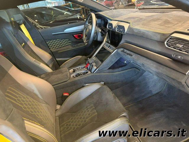 LAMBORGHINI Urus 4.0 Performante