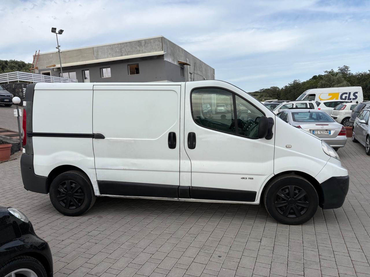 Renault Trafic 2.0 dci 130 cv PC-TN Furgone Generique