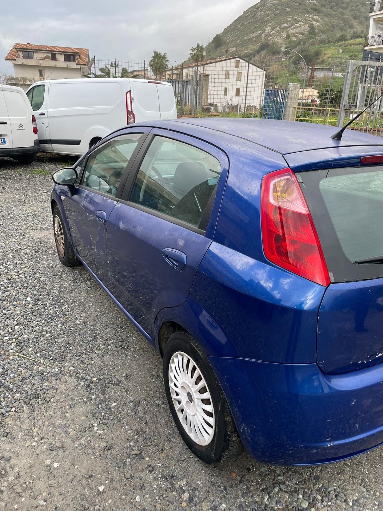 Fiat Grande Punto 1.3 MJT 75 CV 5 porte Dynamic