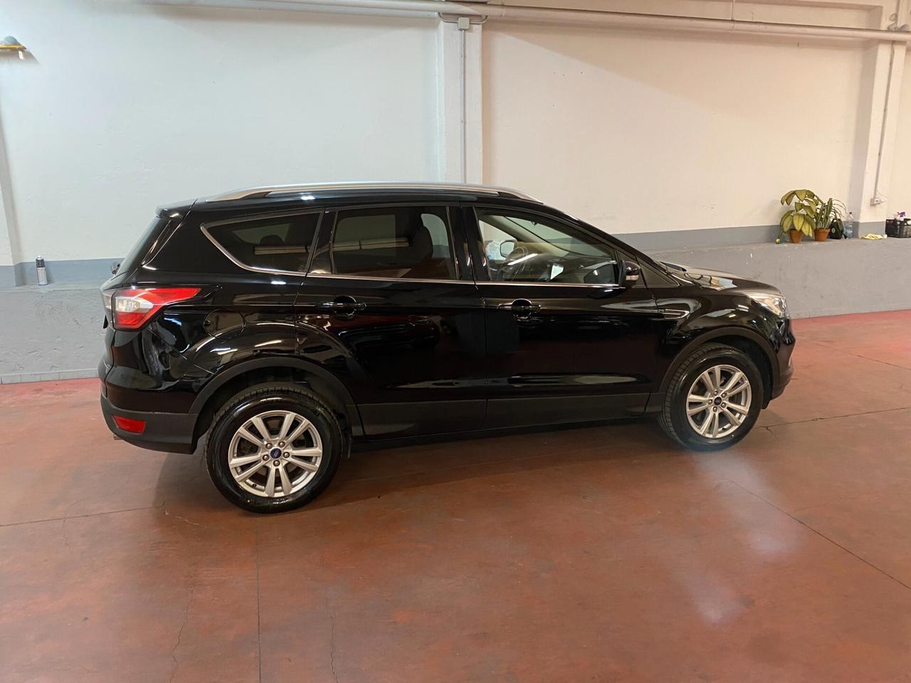 Ford Kuga 2.0 TDCI 120 CV S&S 2WD Business