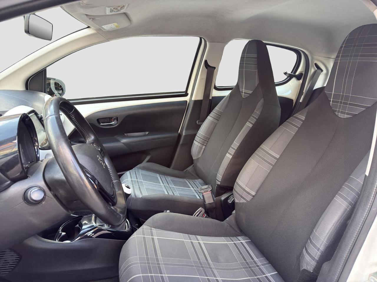 Peugeot 108 5p 1.0 vti 72cv Allure 2021