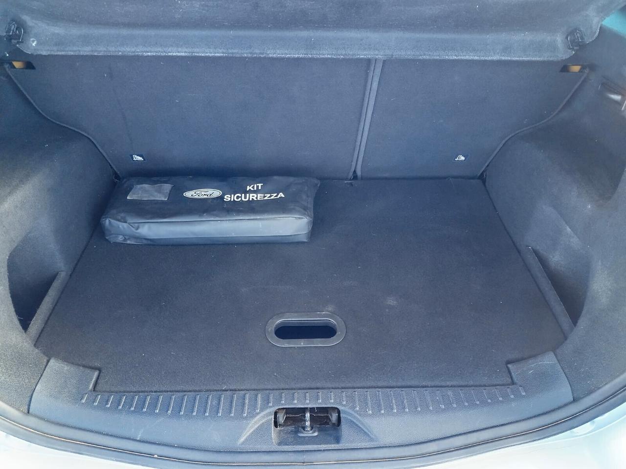 Ford B-Max 1.5 TDCi 75 CV Titanium