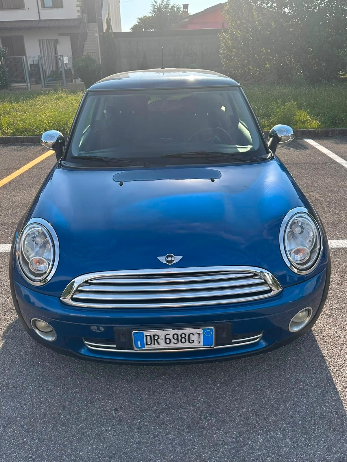 Mini 1.4 16V One Chili