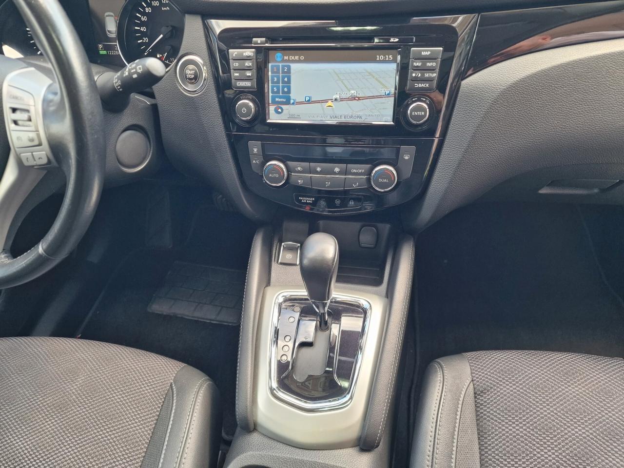 Nissan Qashqai 1.6 dCi 2WD Tekna AUTOMATICA Tetto Panoramico