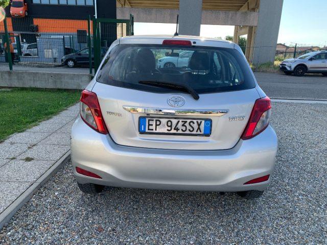 TOYOTA Yaris 1.0 5 porte Active