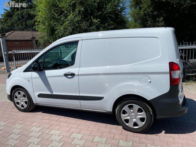 FORD Transit Courier 1.5 TDCi 75CV Van Trend