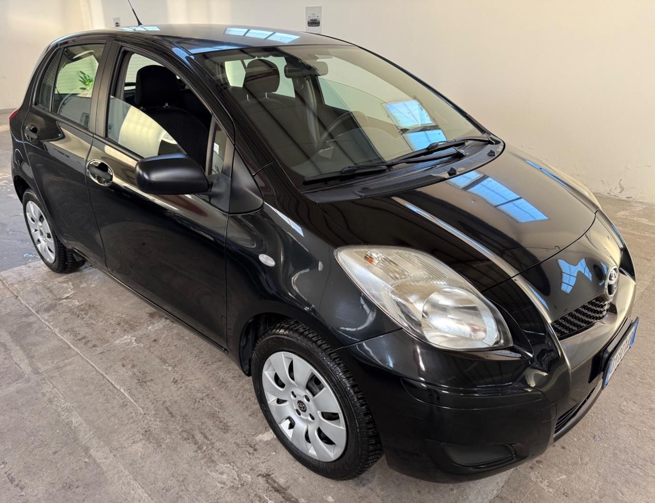 Toyota Yaris 1.0 Benzina 69Cv 5 porte - 2009