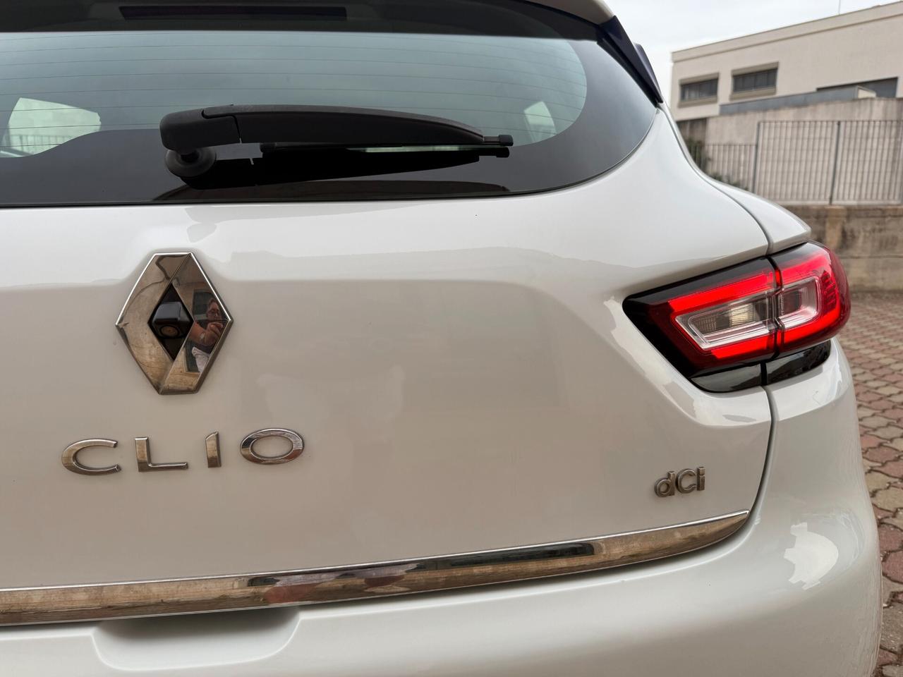 Renault Clio IV 2017 1.5 dci energy Intens 75cv FullLed Navi RetroCam Pelle